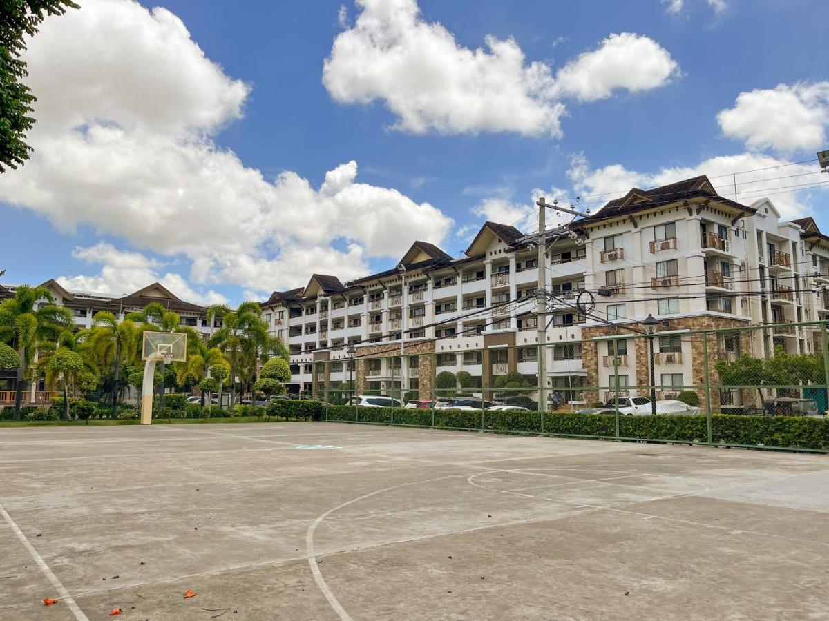 Modern 2Br Condo Near Sm With Free Parking Pool Wifi And Netflix Davao City Exterior foto