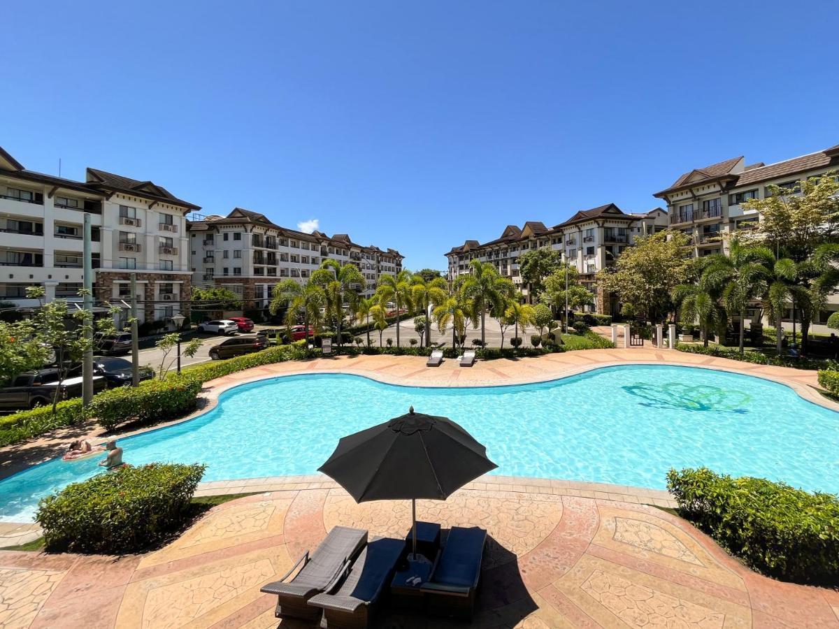 Modern 2Br Condo Near Sm With Free Parking Pool Wifi And Netflix Davao City Exterior foto